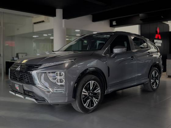 MITSUBISHI ECLIPSE CROSS 1.5 MIVEC TURBO GASOLINA HPE-S S-AWC CVT MITSUBISHI ECLIPSE CROSS 1.5 MIVEC TURBO GASOLINA HPE-S S-AWC CVT